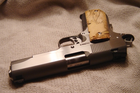 dan_wesson_esmeralda_top_sm.jpg